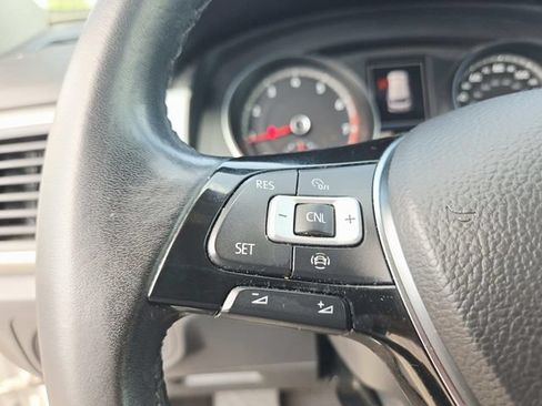 Used 2019 Volkswagen Atlas SE AWD/4WD image 18