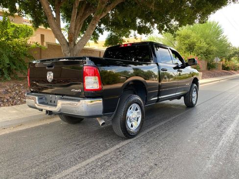 Used 2021 RAM 2500 Tradesman w/ Chrome Appearance Group AWD/4WD image 5