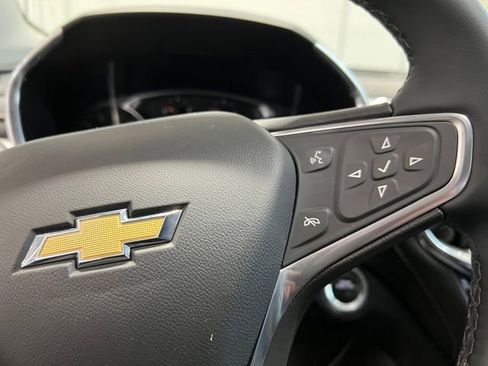 Used 2023 Chevrolet Equinox Premier FWD image 20