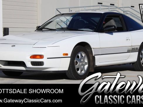 Used 1991 Nissan 240SX Hatchback image 1