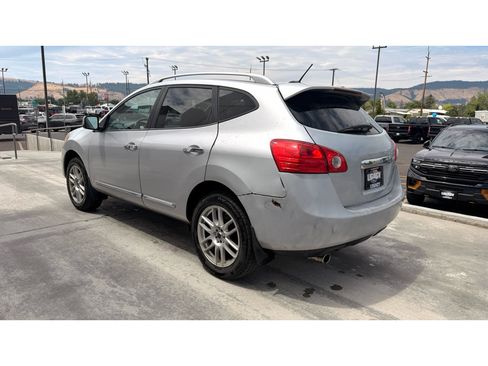 Used 2011 Nissan Rogue SV w/ SL Pkg AWD/4WD image 5