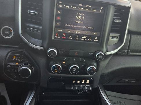 Used 2020 RAM 1500 Big Horn AWD/4WD image 24