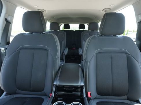 Used 2022 Jeep Grand Cherokee L Laredo w/ Luxury Tech Group I AWD/4WD image 42