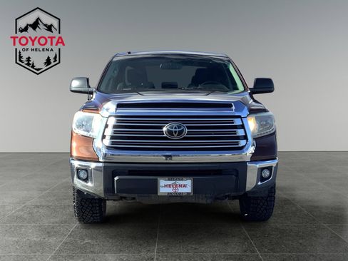 Used 2017 Toyota Tundra SR5 image 8
