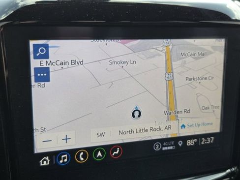 Used 2023 Chevrolet Traverse RS image 19