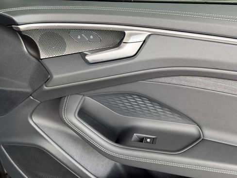 New 2026 Audi A6 Premium Plus AWD/4WD image 27