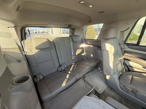 Used 2015 Chevrolet Tahoe LT image 12