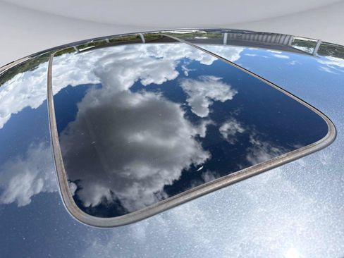 Certified 2023 Honda Accord EX image 31