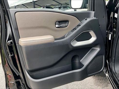 Certified 2022 Nissan Frontier SV RWD image 21