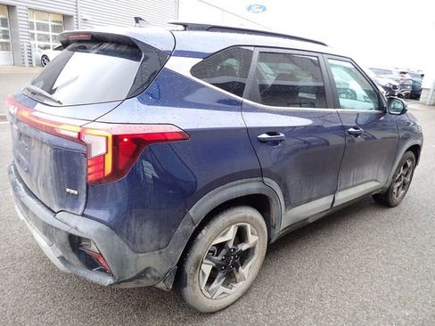 Certified 2024 Kia Seltos EX image 4