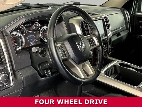 Used 2018 RAM 1500 Laramie w/ Convenience Group AWD/4WD image 16