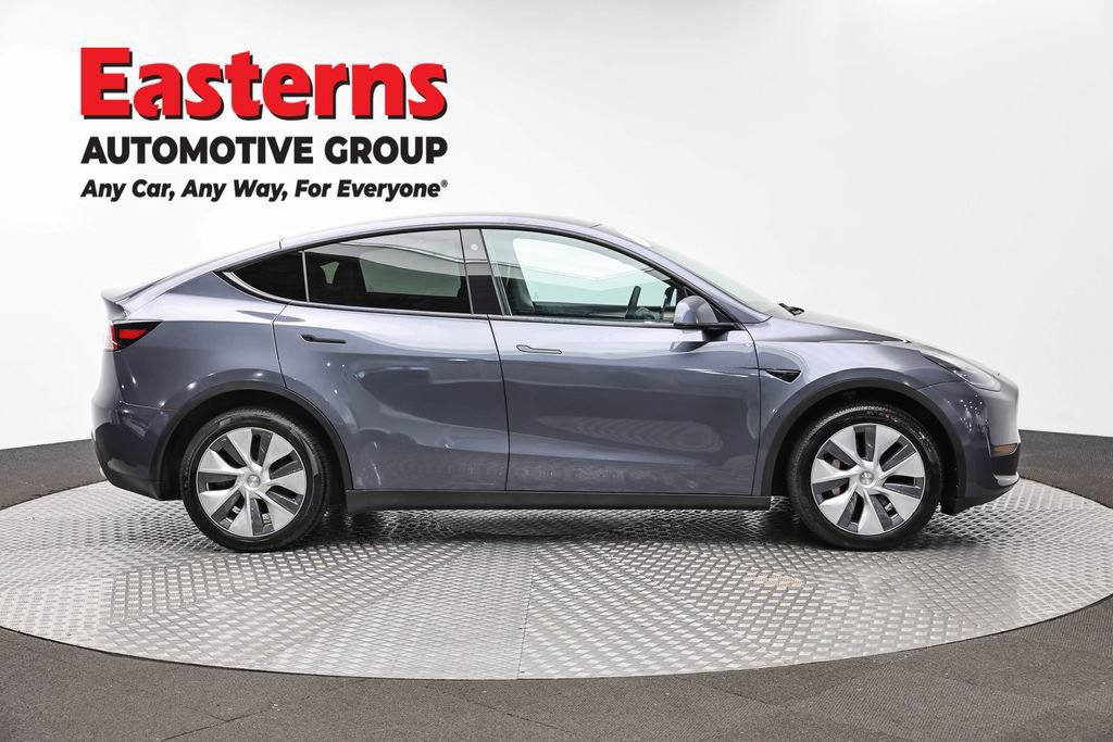 Used 2023 Tesla Model Y Long Range AWD/4WD image 5