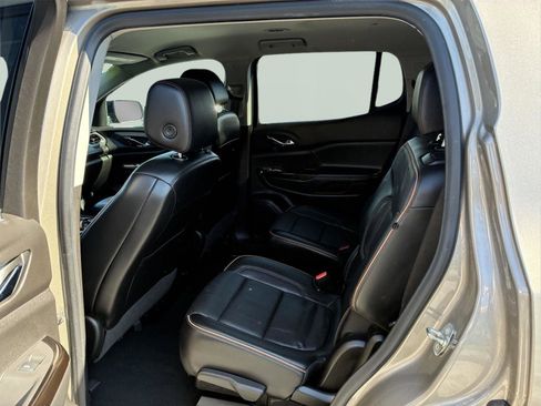 Used 2022 GMC Acadia AT4 w/ Trailering Package AWD/4WD image 18