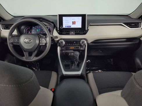 Used 2023 Toyota RAV4 XLE image 22
