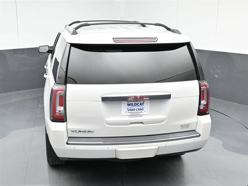 Used 2017 GMC Yukon Denali w/ Open Road Package AWD/4WD image 14