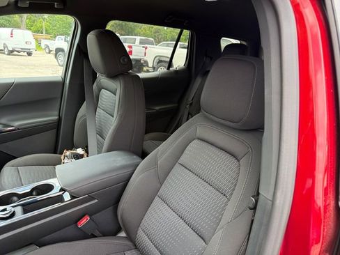 New 2026 Chevrolet Equinox LT w/ Safety and Technology Package FWD image 19