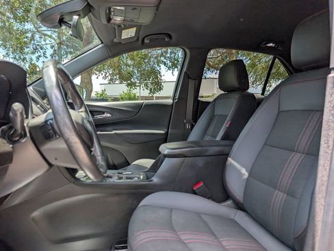 Used 2022 Chevrolet Equinox RS w/ Infotainment Package FWD image 17