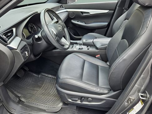 Used 2020 INFINITI QX50 Essential w/ Edition 30 Package FWD image 12