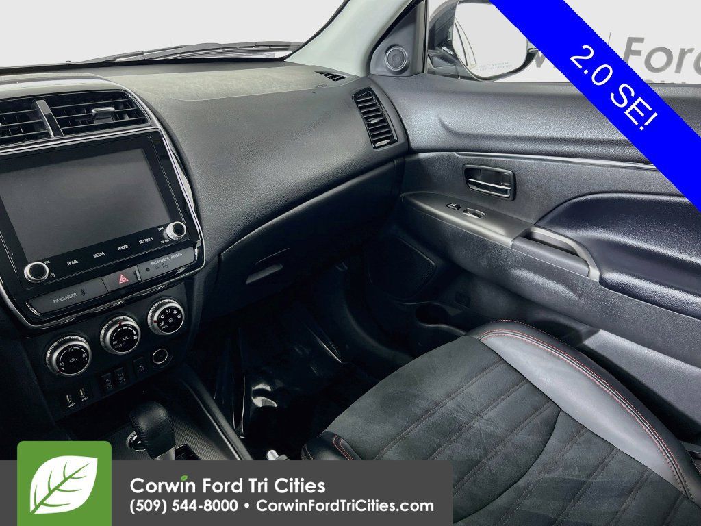 Used 2025 Mitsubishi Outlander Sport AWD image 25