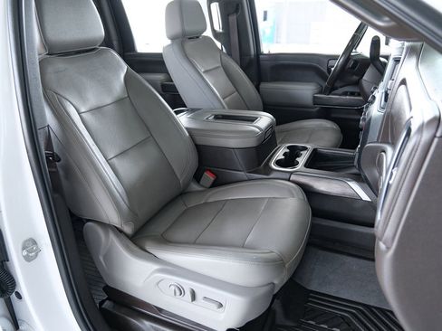 Used 2020 Chevrolet Silverado 2500 LTZ w/ LTZ Premium Package image 40