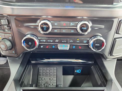 New 2026 Ford F250 Lariat w/ Lariat Ultimate Package image 32