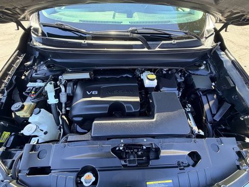 Used 2020 Nissan Pathfinder SV FWD image 37