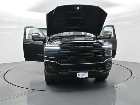 New 2026 RAM 2500 Laramie w/ Night Edition AWD/4WD image 42