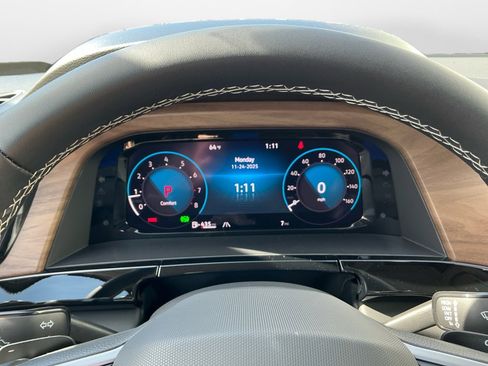 New 2026 Volkswagen Atlas SE image 11