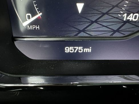 Used 2025 GMC Sierra 1500 Elevation image 9