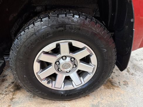 Used 2015 Toyota 4Runner Trail AWD/4WD image 6