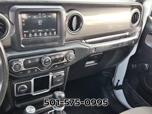 Used 2023 Jeep Wrangler Unlimited Sport AWD/4WD image 25