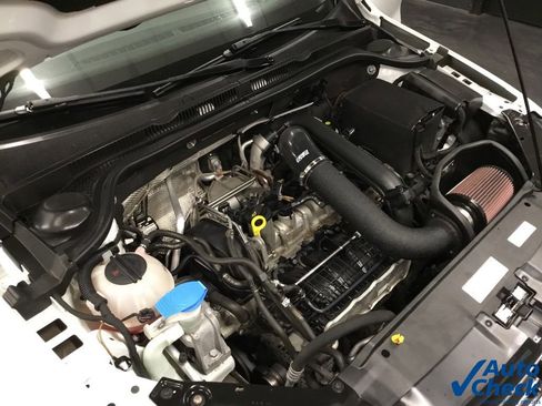 Used 2017 Volkswagen Jetta S w/ Jetta S Cold Weather Package image 40