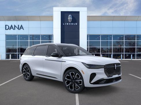 New 2026 Lincoln Nautilus Reserve AWD/4WD image 7