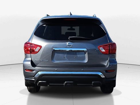 Used 2019 Nissan Pathfinder S image 6