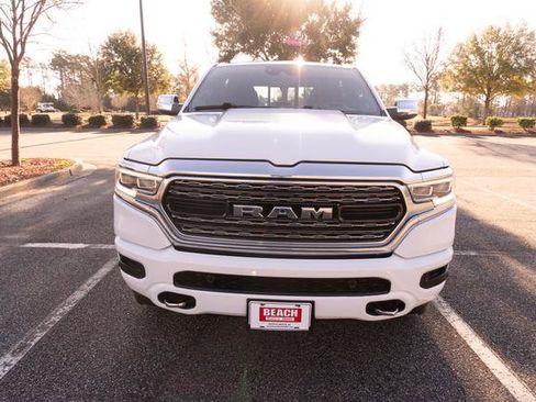 Used 2021 RAM 1500 Limited w/ Body Color Bumper Group image 8