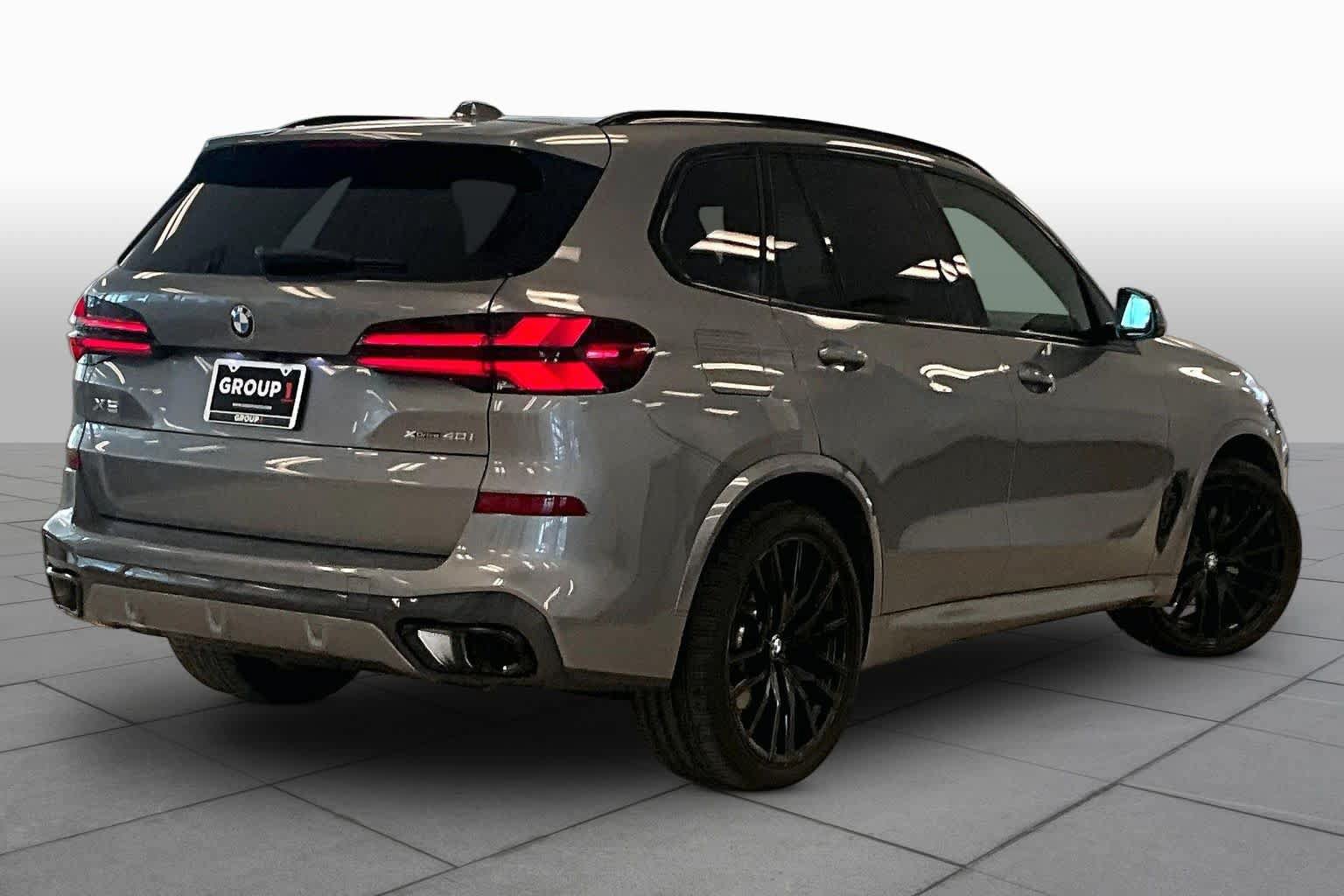 Used 2026 BMW X5 xDrive40i w/ Executive Package AWD/4WD image 12