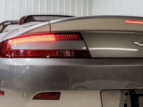 Used 2008 Aston Martin V8 Vantage Roadster image 9