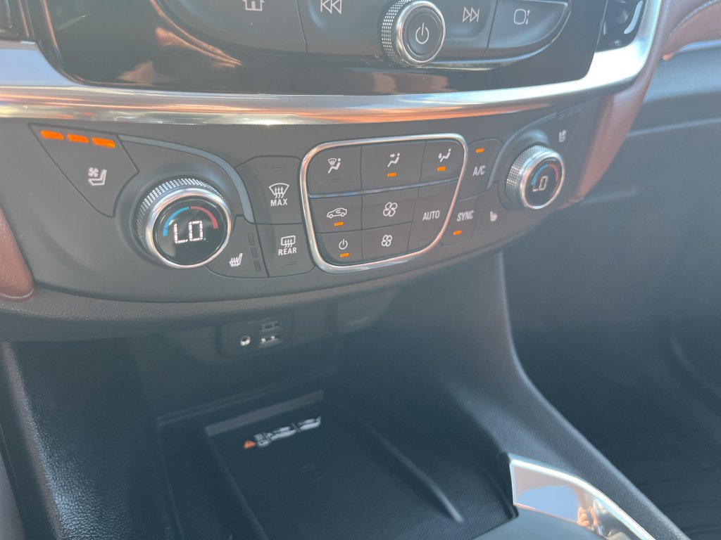 Used 2021 Chevrolet Traverse High Country AWD/4WD image 20