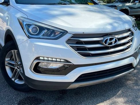 Used 2018 Hyundai Santa Fe Sport w/ 2.4L Value Package 02 FWD image 40