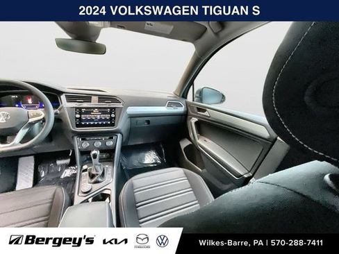 Used 2024 Volkswagen Tiguan S AWD/4WD image 18