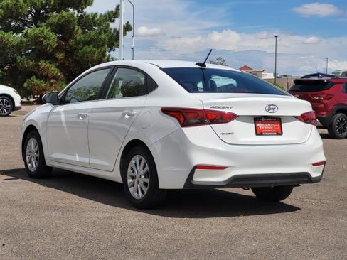 Used 2020 Hyundai Accent SEL FWD image 3
