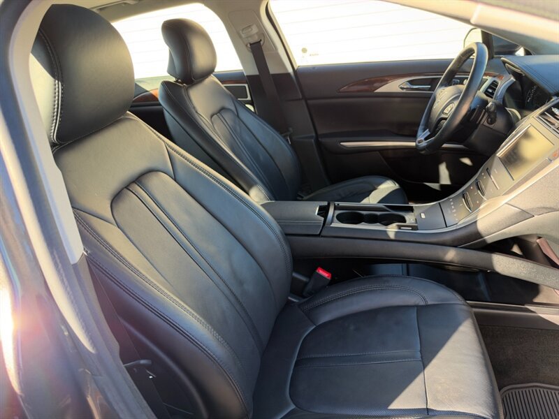Used 2016 Lincoln MKZ w/ Equipment Group 300A Reserve FWD image 27