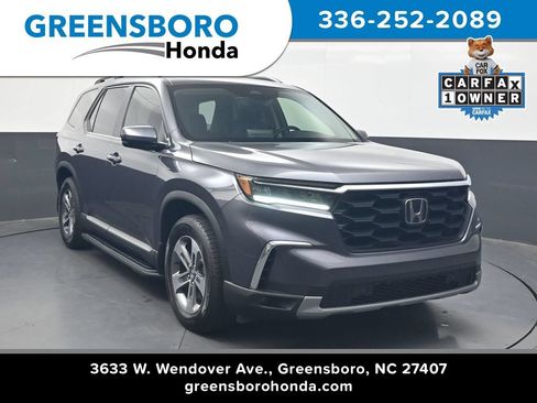 Certified 2025 Honda Pilot EX-L image 1