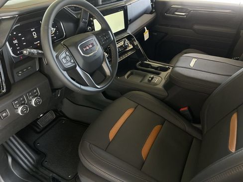 New 2026 GMC Sierra 2500 AT4 w/ AT4 Premium Plus Package AWD/4WD image 10