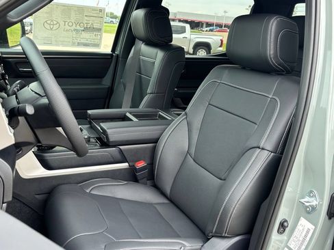 New 2026 Toyota Tundra SR5 AWD/4WD image 12