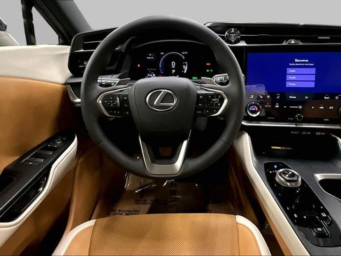 Used 2026 Lexus RZ 350e 2WD image 5