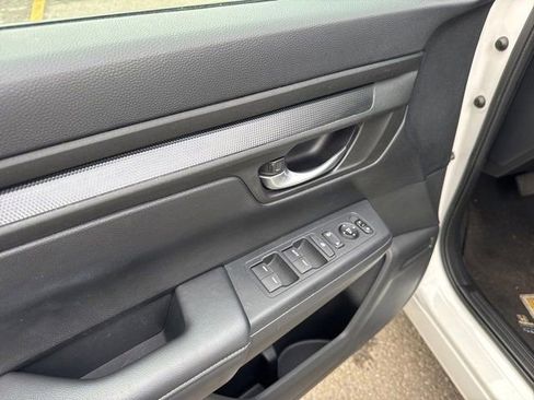 Used 2024 Honda CR-V LX image 14