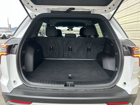 Used 2025 Chevrolet Equinox LT image 14