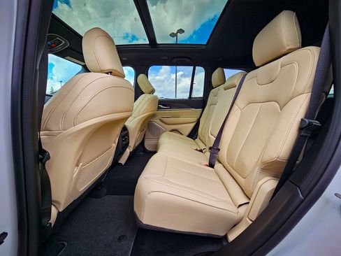 New 2026 Jeep Grand Cherokee Limited AWD/4WD image 34