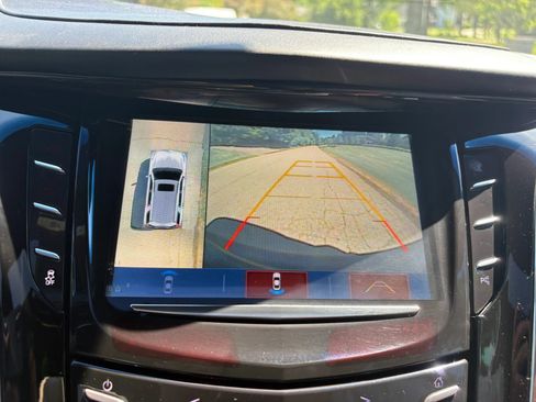 Used 2018 Cadillac Escalade Platinum AWD/4WD image 12